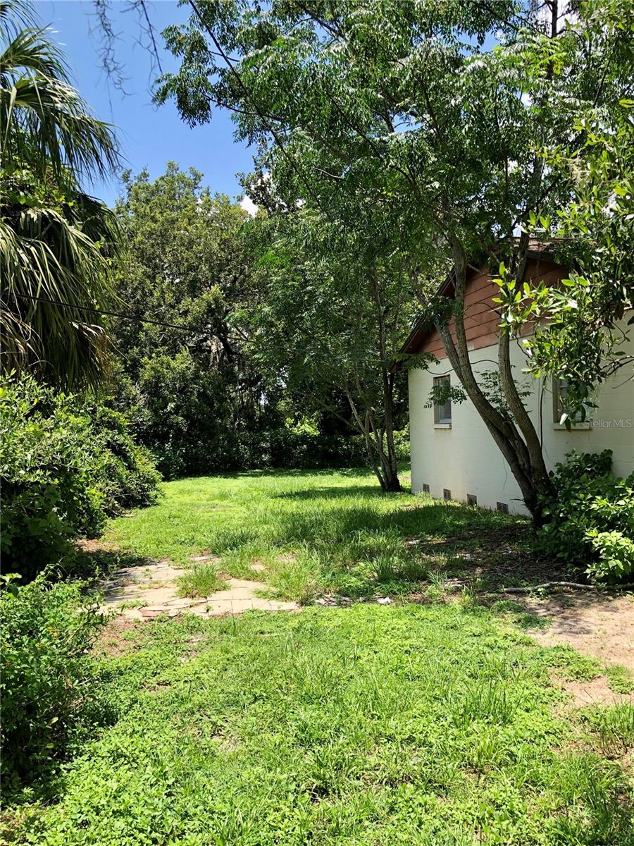 Image 15 of 66 For 6205 Brandon Circle