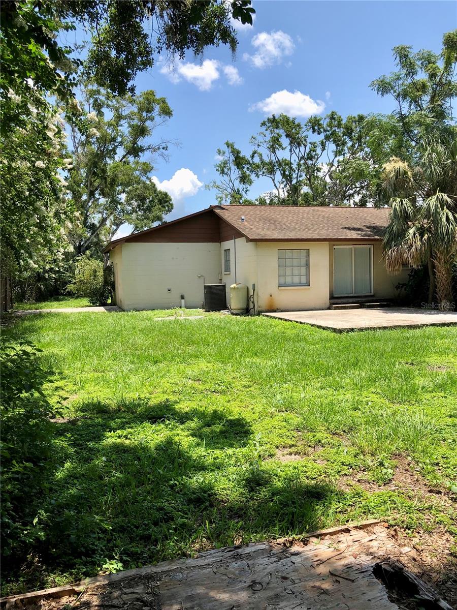 Image 21 of 66 For 6205 Brandon Circle