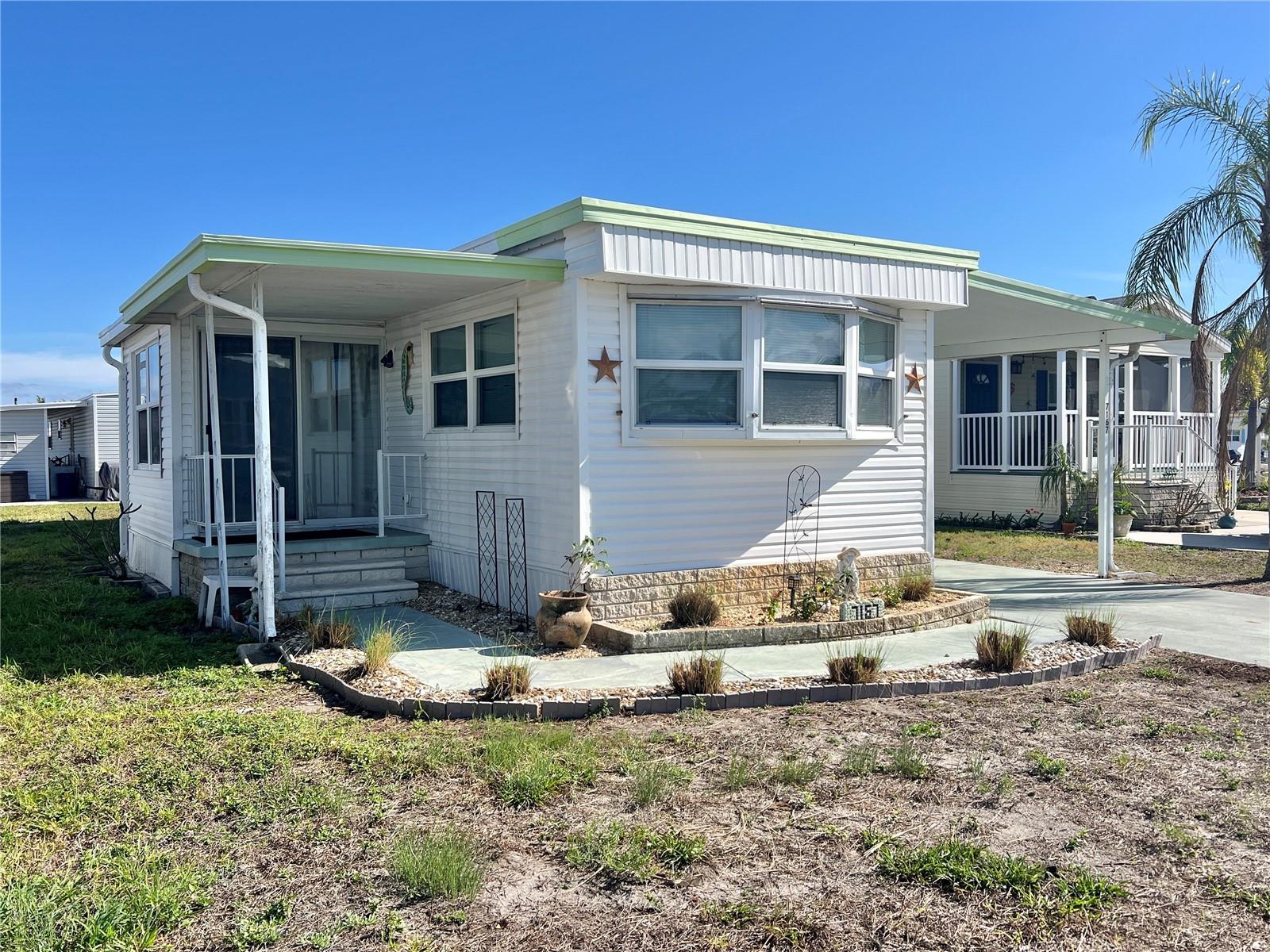 Listing photo id 24 for 7167 Mount Hawthorne Road Ne 591