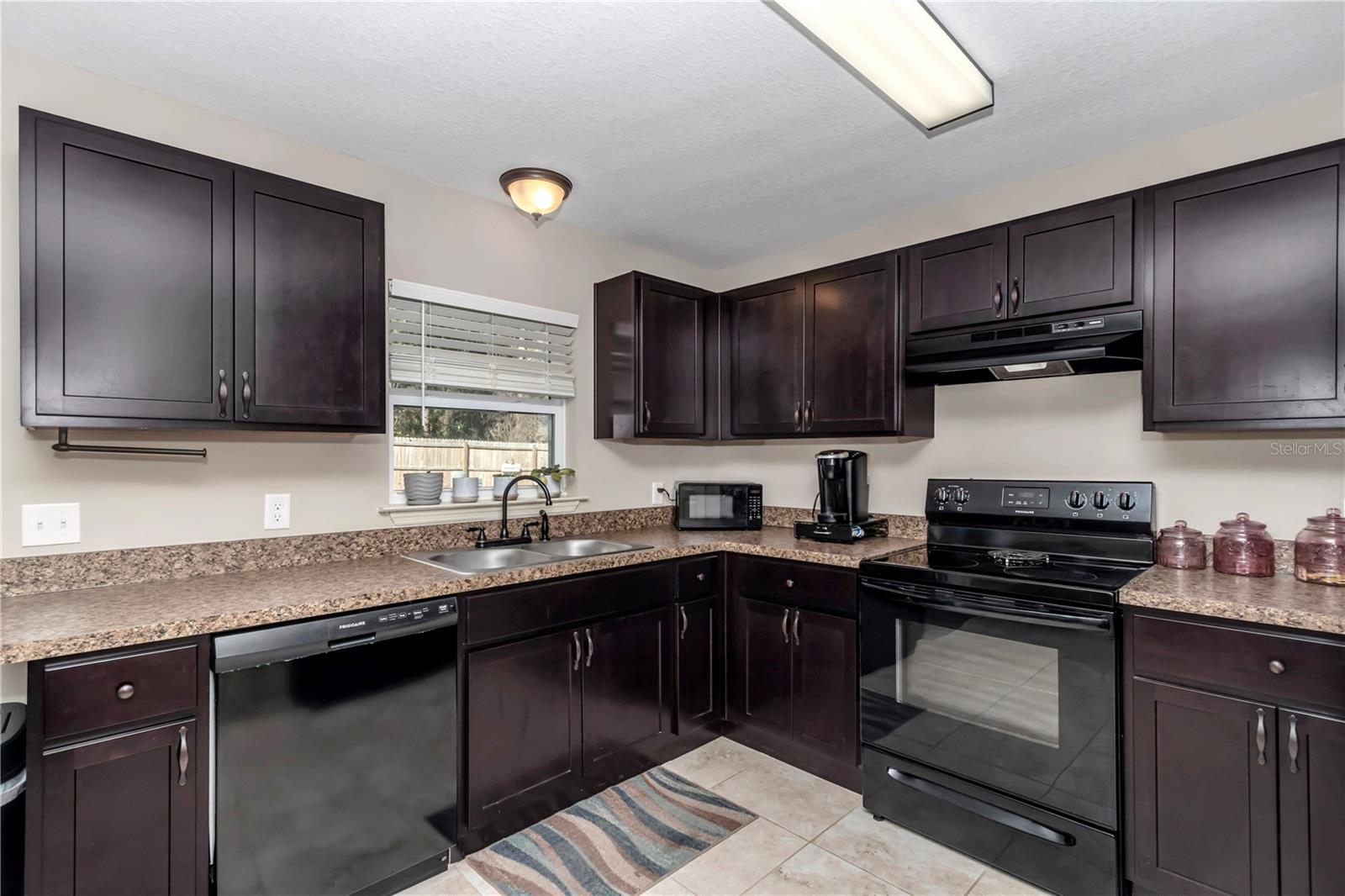 Image 6 of 21 For 4111 131st Lane