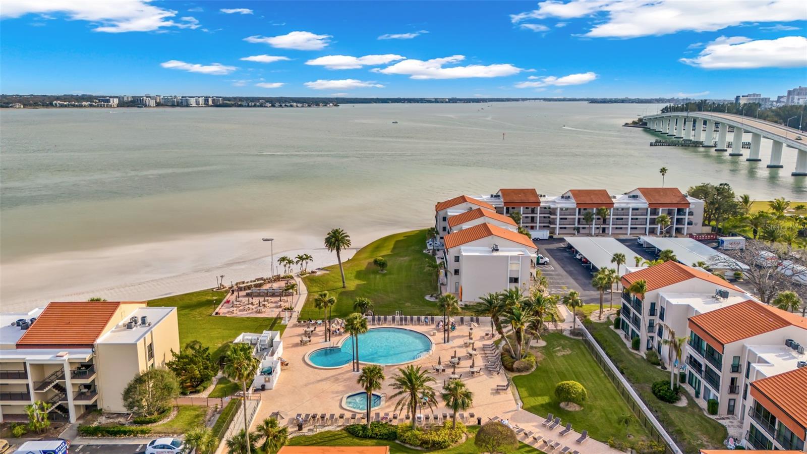 Image 47 of 66 For 855 Bayway Boulevard 105