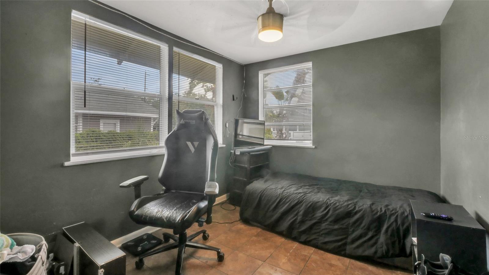 Image 15 of 32 For 4804 10th Street