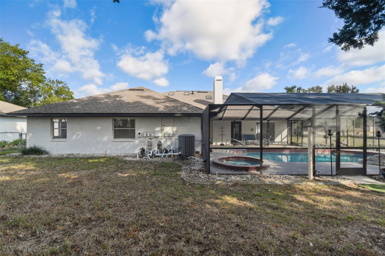 Listing photo id 34 for 13635 Coronado Drive