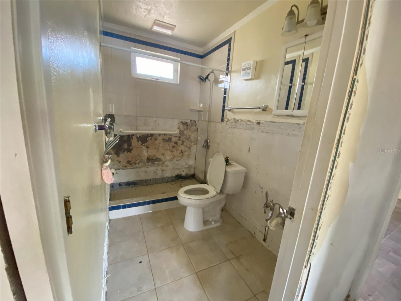 Image 18 of 21 For 2832 Bay Haven Drive