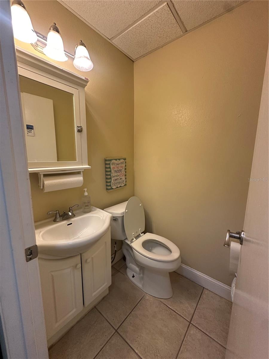 Image 10 of 18 For 1137 Bartow Road C-d