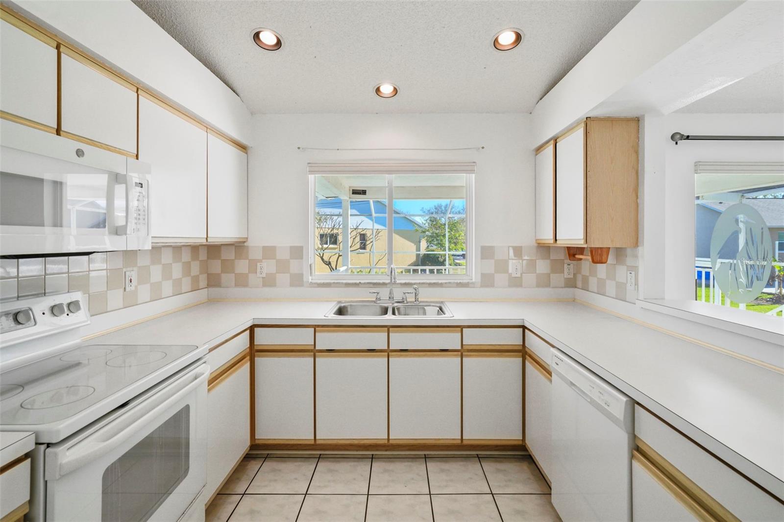 Image 14 of 33 For 4320 51st Avenue S