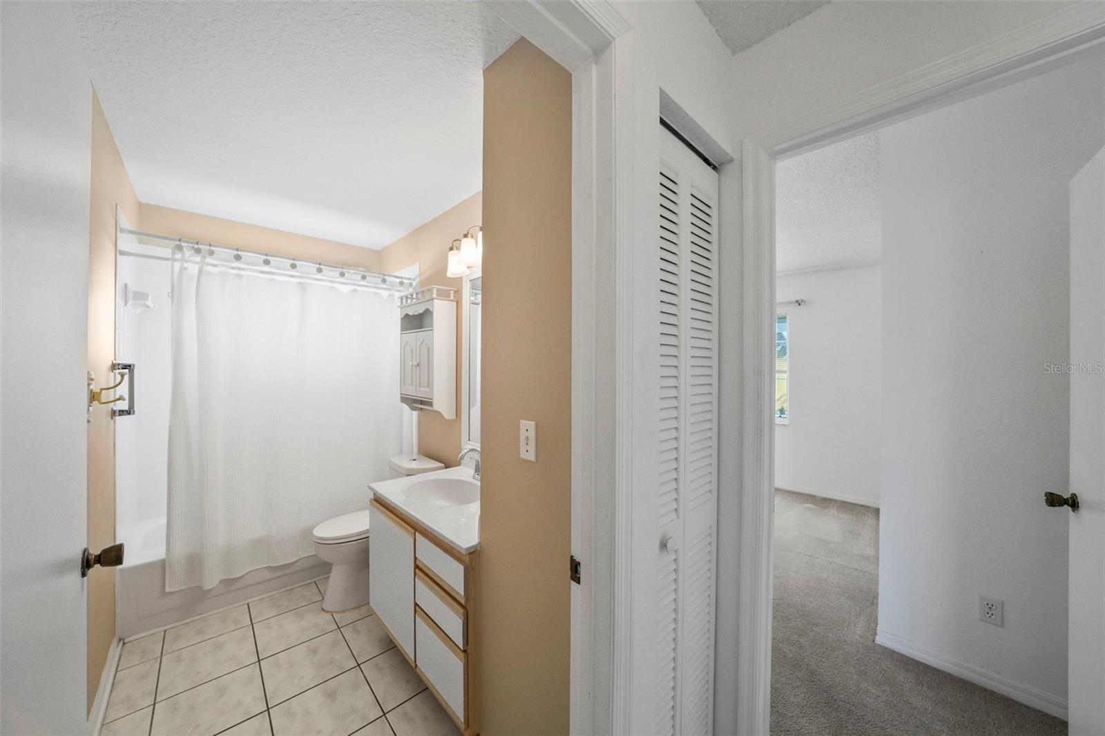 Image 15 of 33 For 4320 51st Avenue S