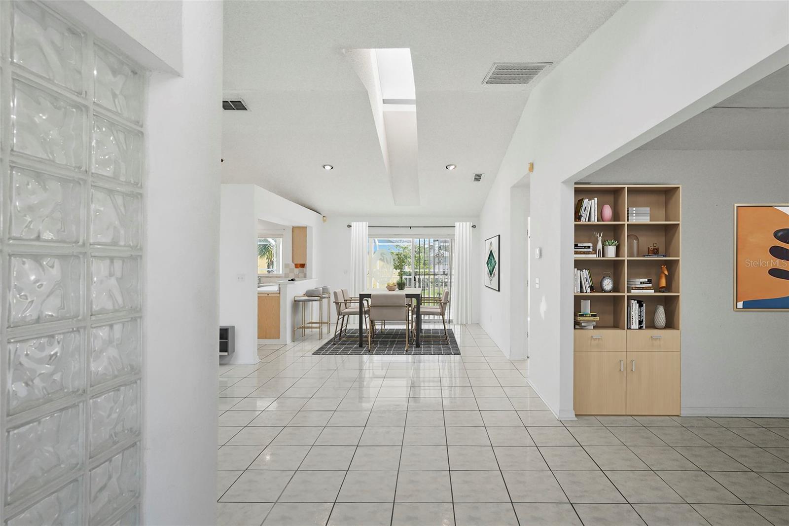Image 3 of 33 For 4320 51st Avenue S