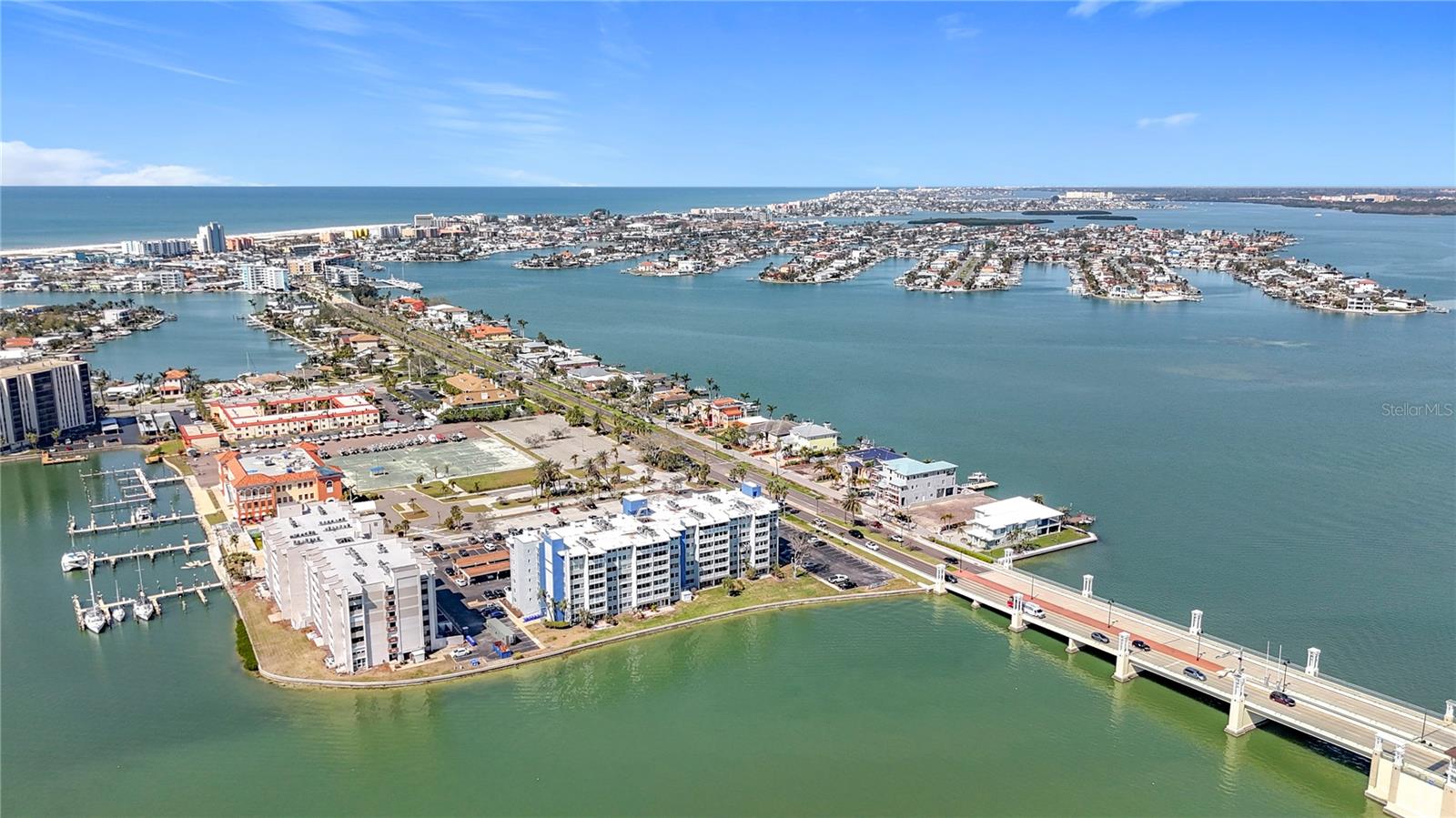 Image 64 of 68 For 500 Treasure Island Causeway 207