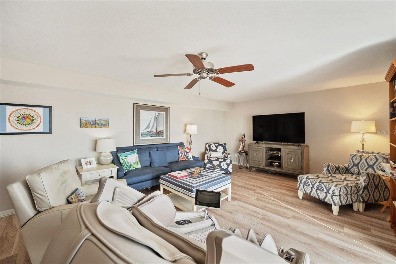 Image 8 of 60 For 4842 Coquina Key Drive Se B