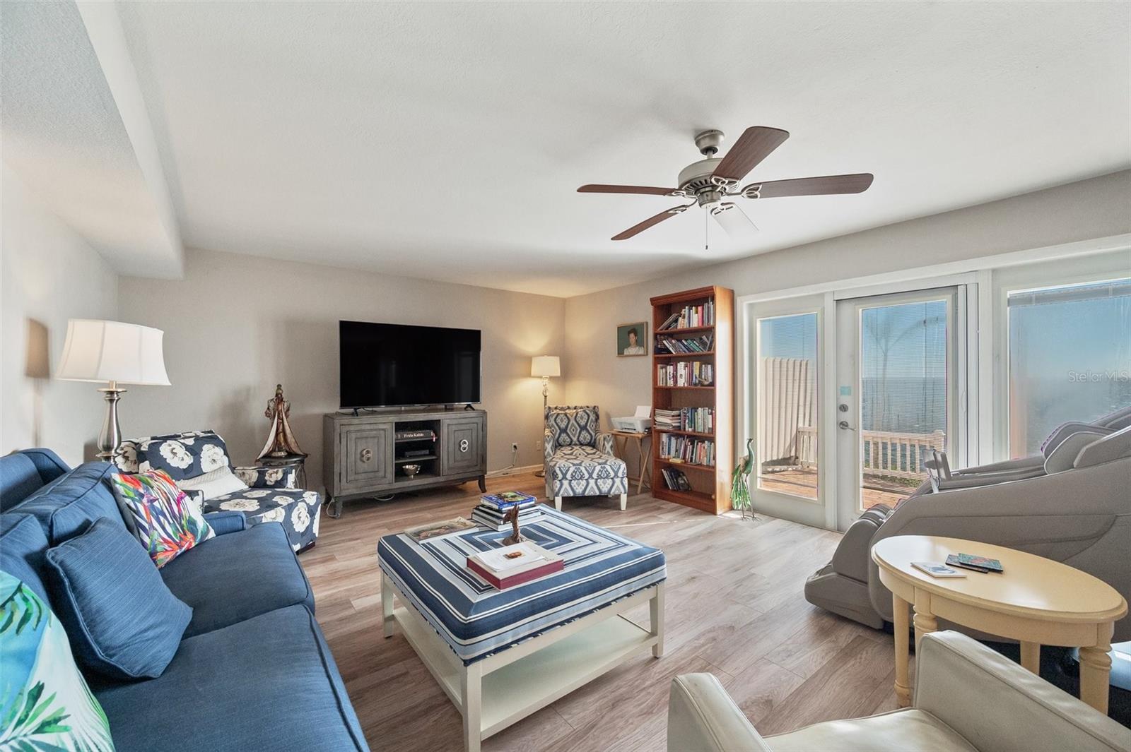 Image 9 of 60 For 4842 Coquina Key Drive Se B