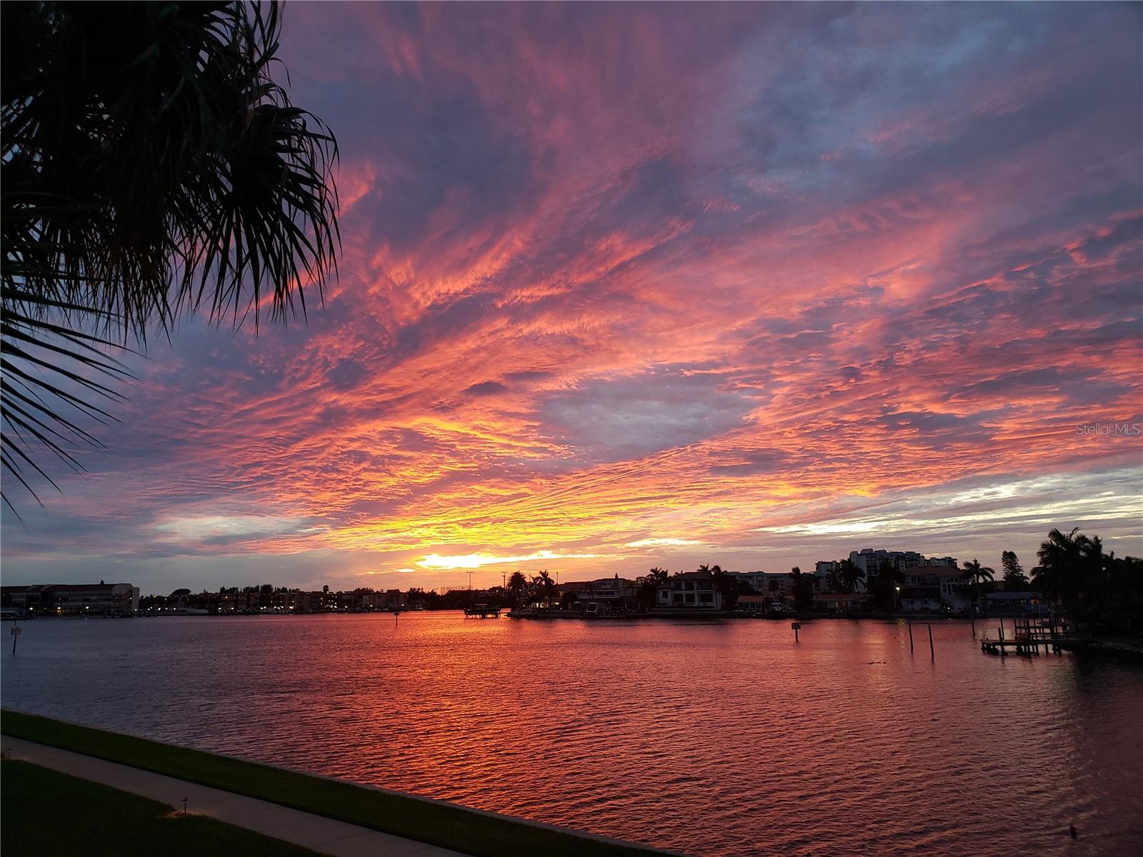 Image 44 of 48 For 8041 Sailboat Key Boulevard S 101