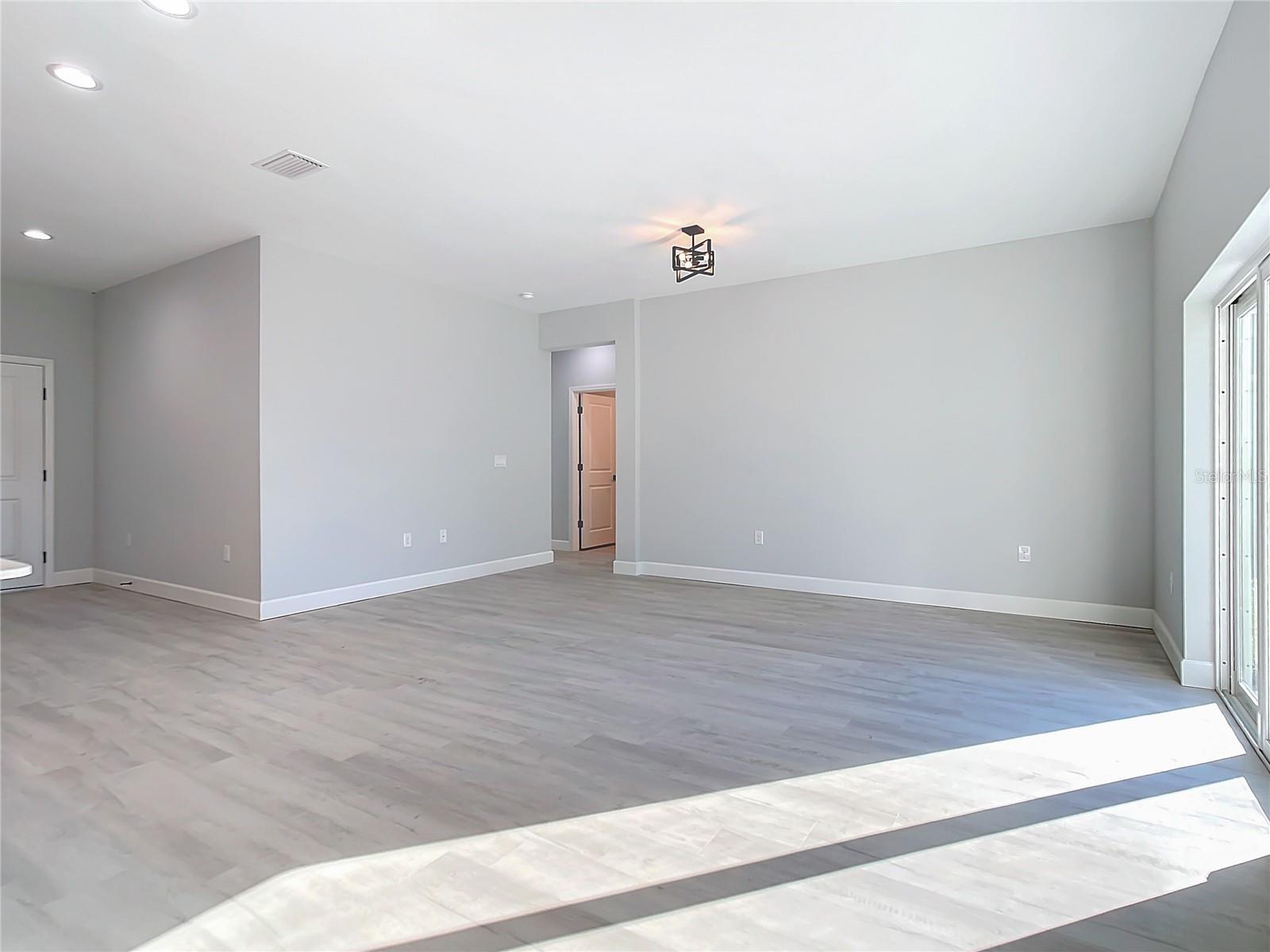 Image 11 of 20 For 21231 Berkshire Avenue