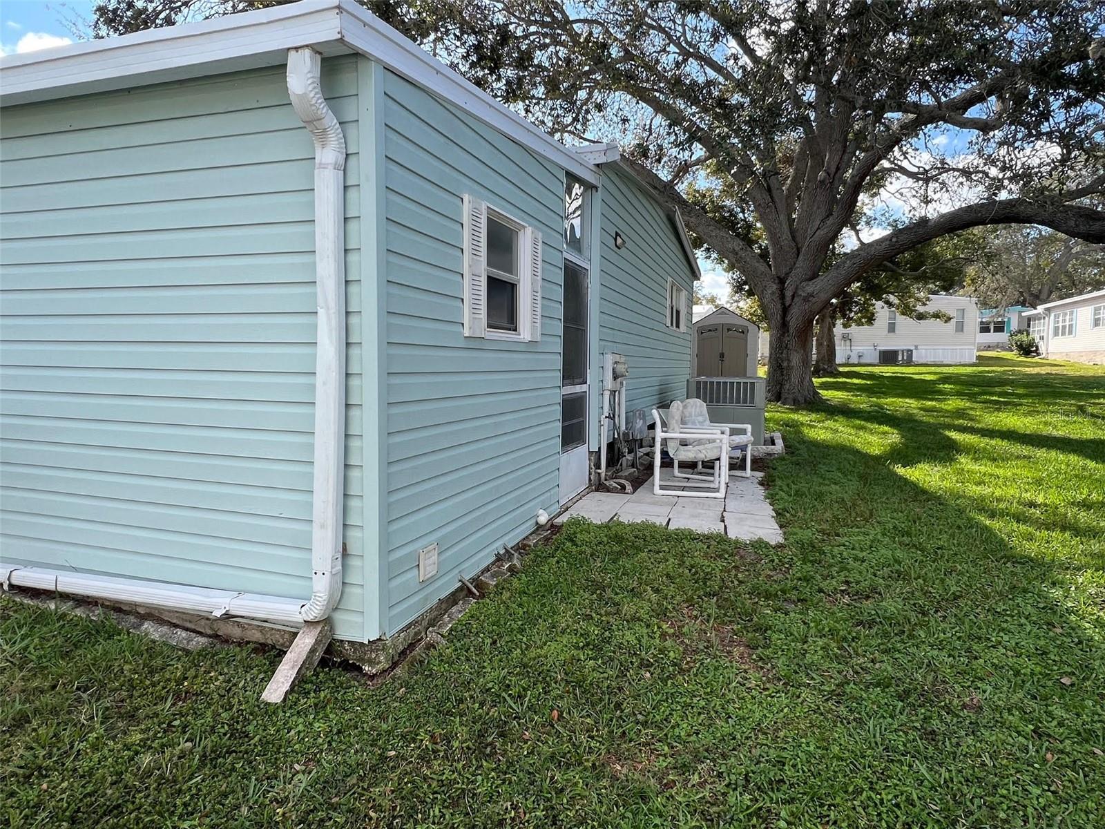 Image 7 of 32 For 37 Palm Forest Drive