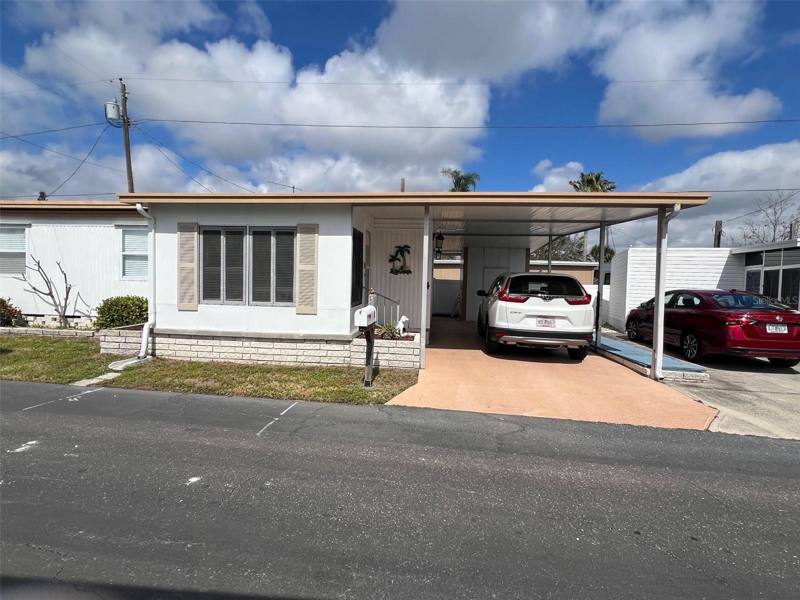 Image 2 of 27 For 12766 Seminole Boulevard 4