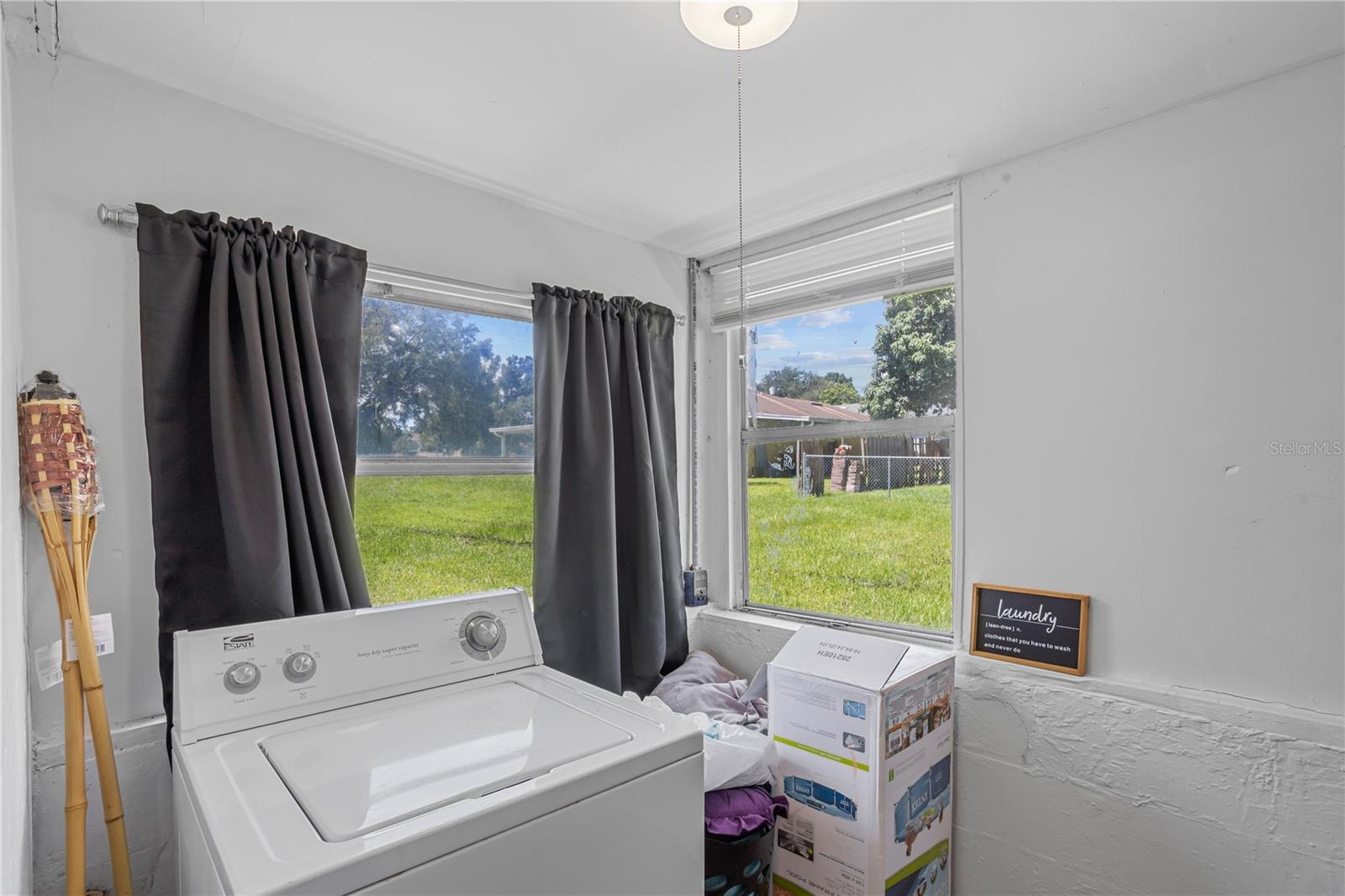 Image 6 of 15 For 828 13th Street