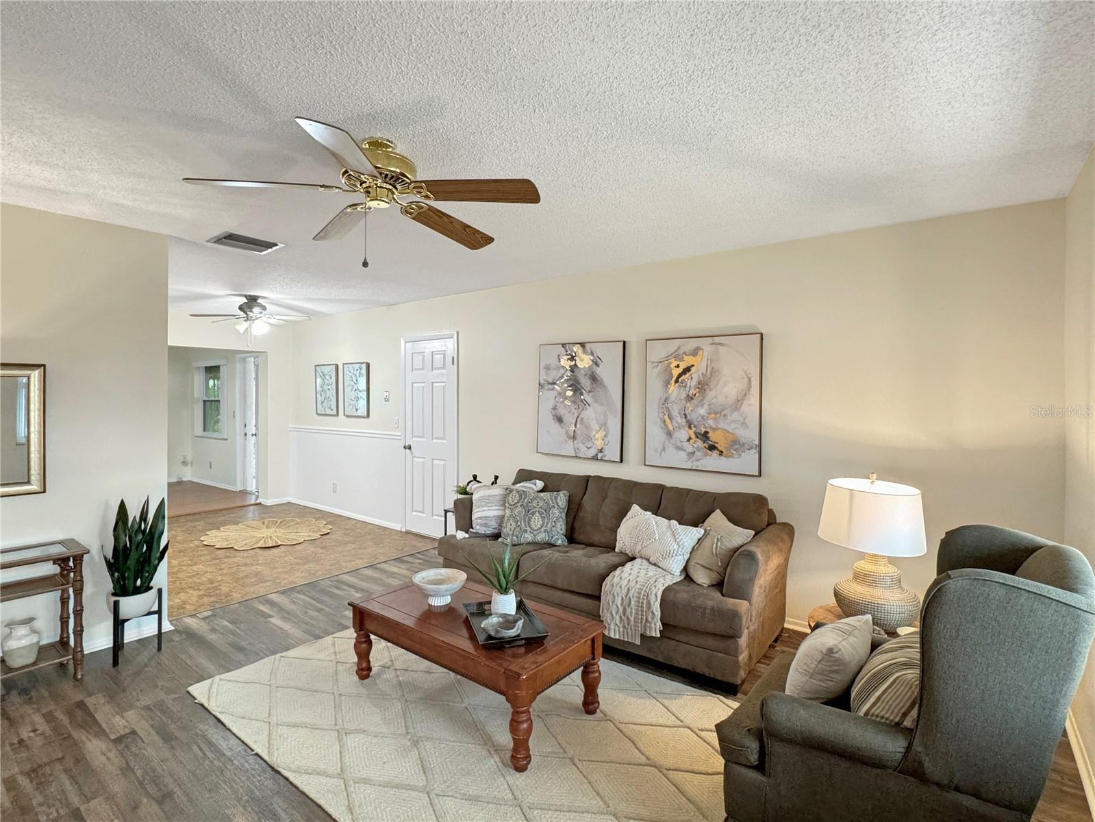Listing photo id 1 for 9737 36th Way N