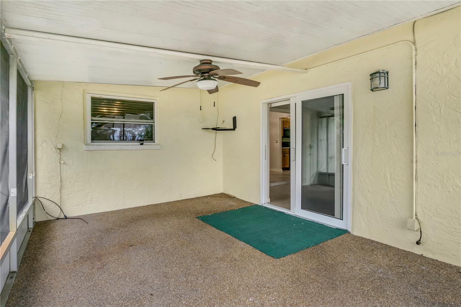 Image 21 of 27 For 7281 61st Avenue N