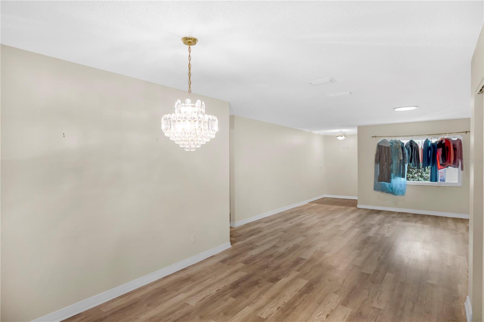 Image 5 of 27 For 7281 61st Avenue N