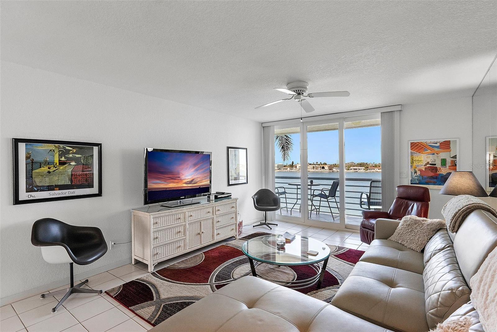 Listing photo id 12 for 6083 Bahia Del Mar Circle 359