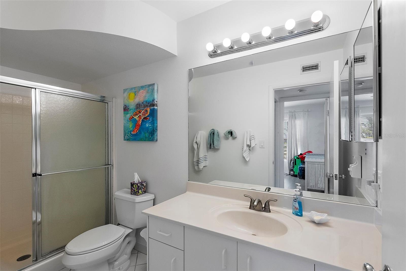 Listing photo id 22 for 6083 Bahia Del Mar Circle 359