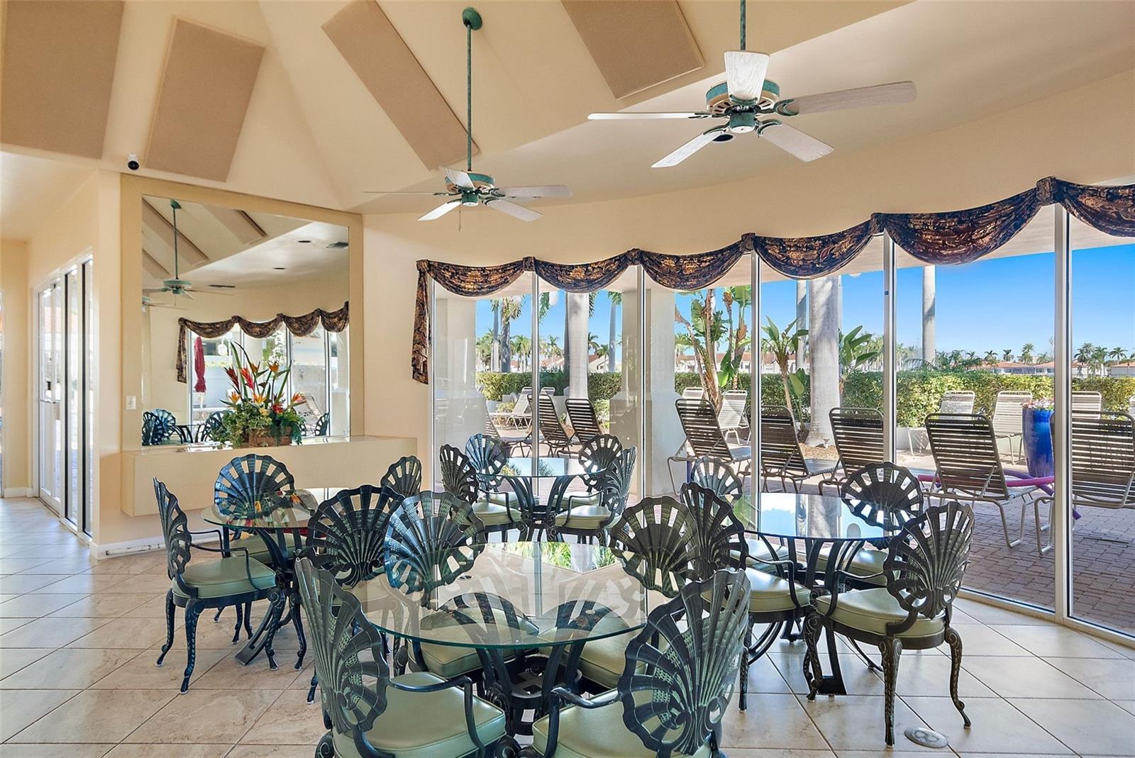 Listing photo id 47 for 6083 Bahia Del Mar Circle 359