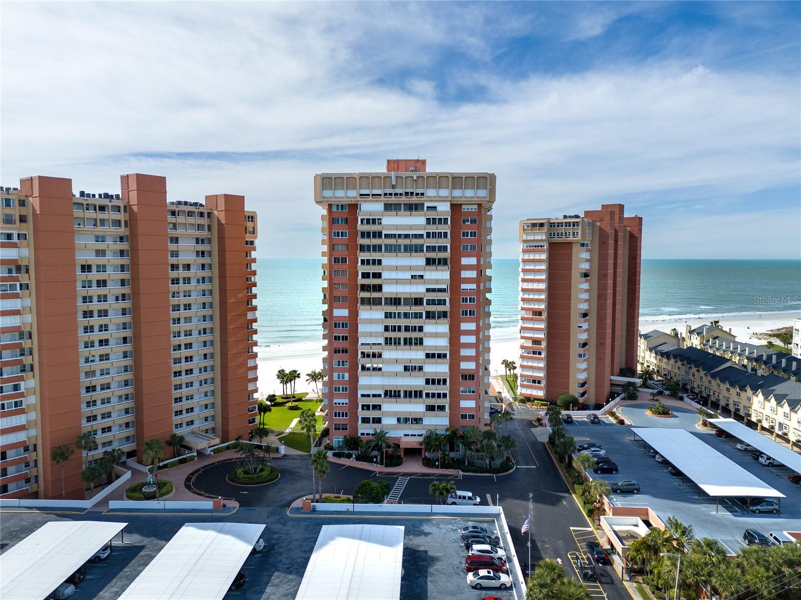 Image 2 of 45 For 17920 Gulf Boulevard 702