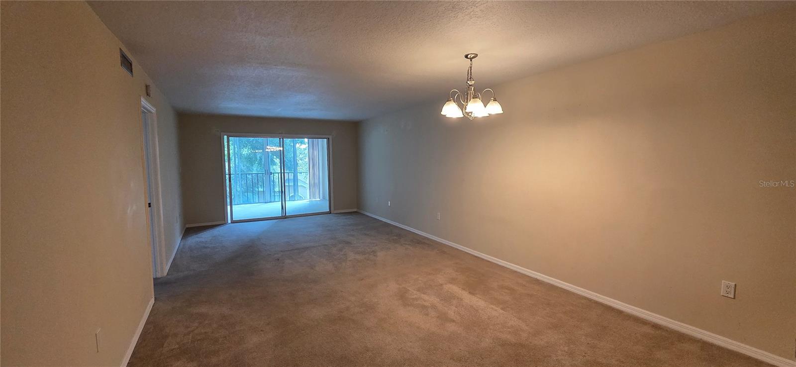 Listing photo id 20 for 90 Highland Avenue 224