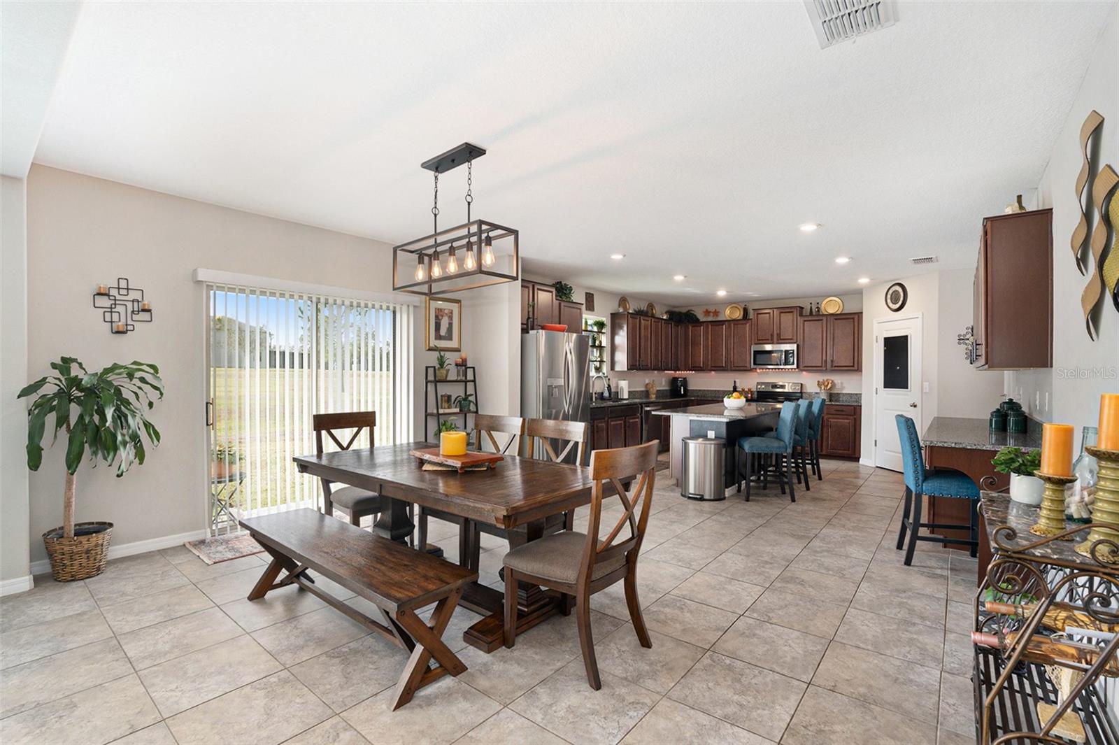 Listing photo id 9 for 35958 Saddle Palm Way