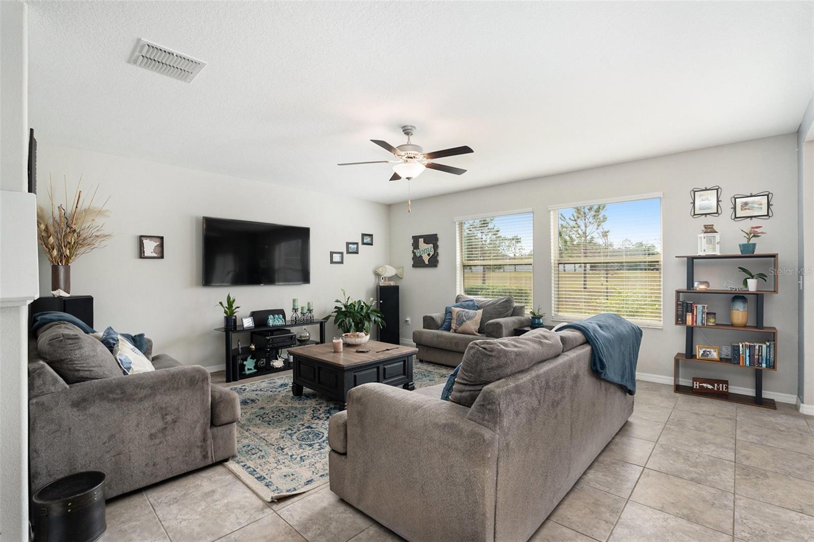 Listing photo id 7 for 35958 Saddle Palm Way