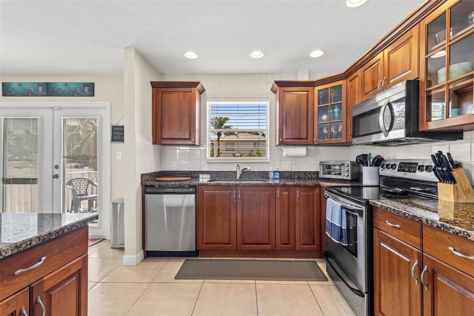 Image 10 of 27 For 8517 43rd Avenue W