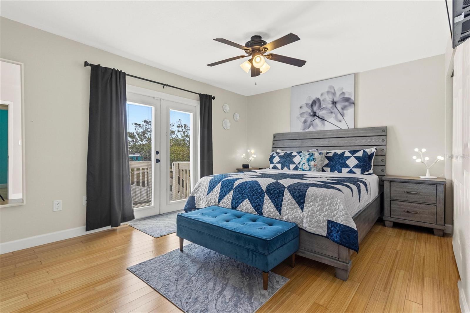 Image 21 of 27 For 8517 43rd Avenue W
