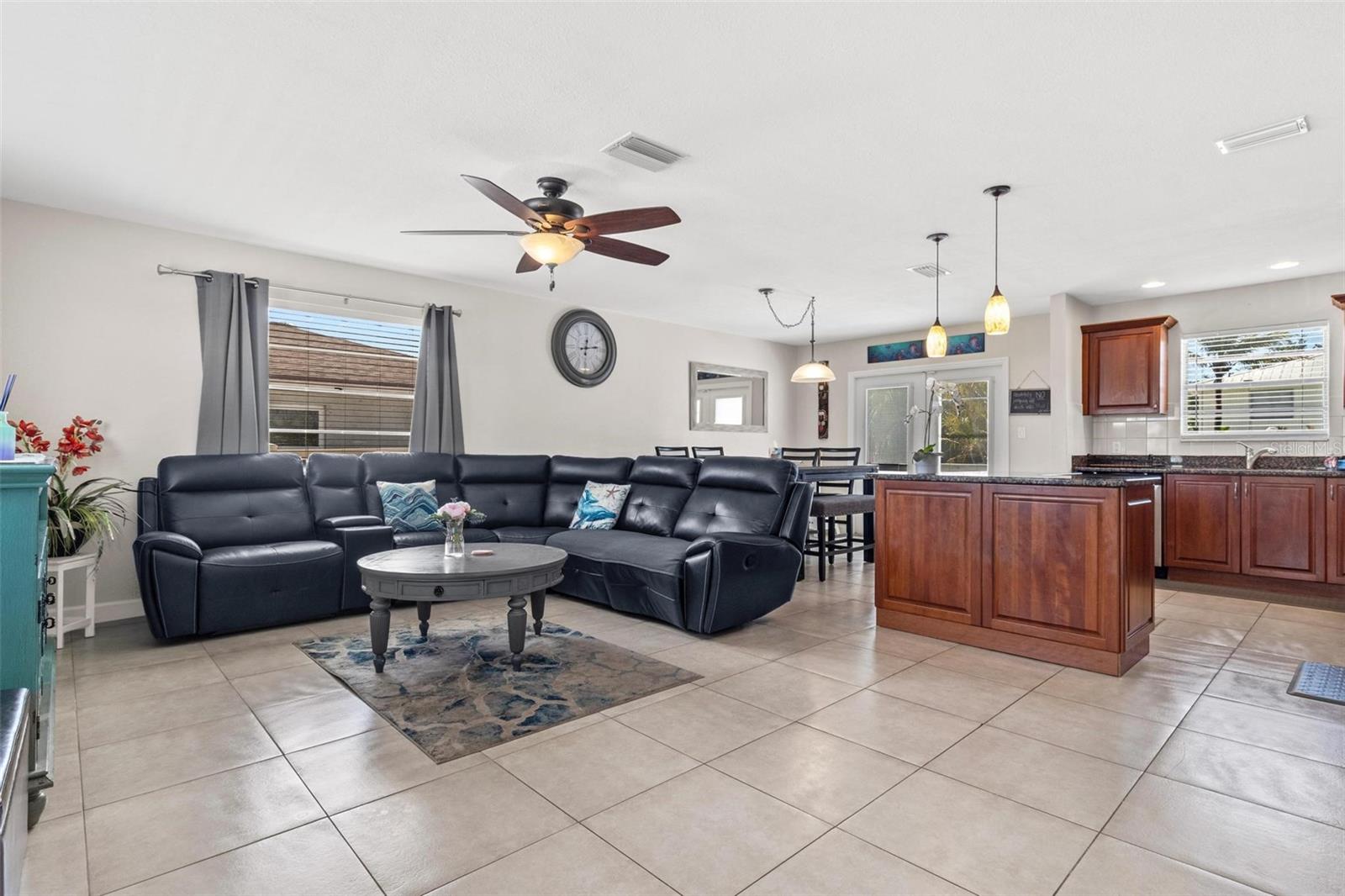 Image 7 of 27 For 8517 43rd Avenue W