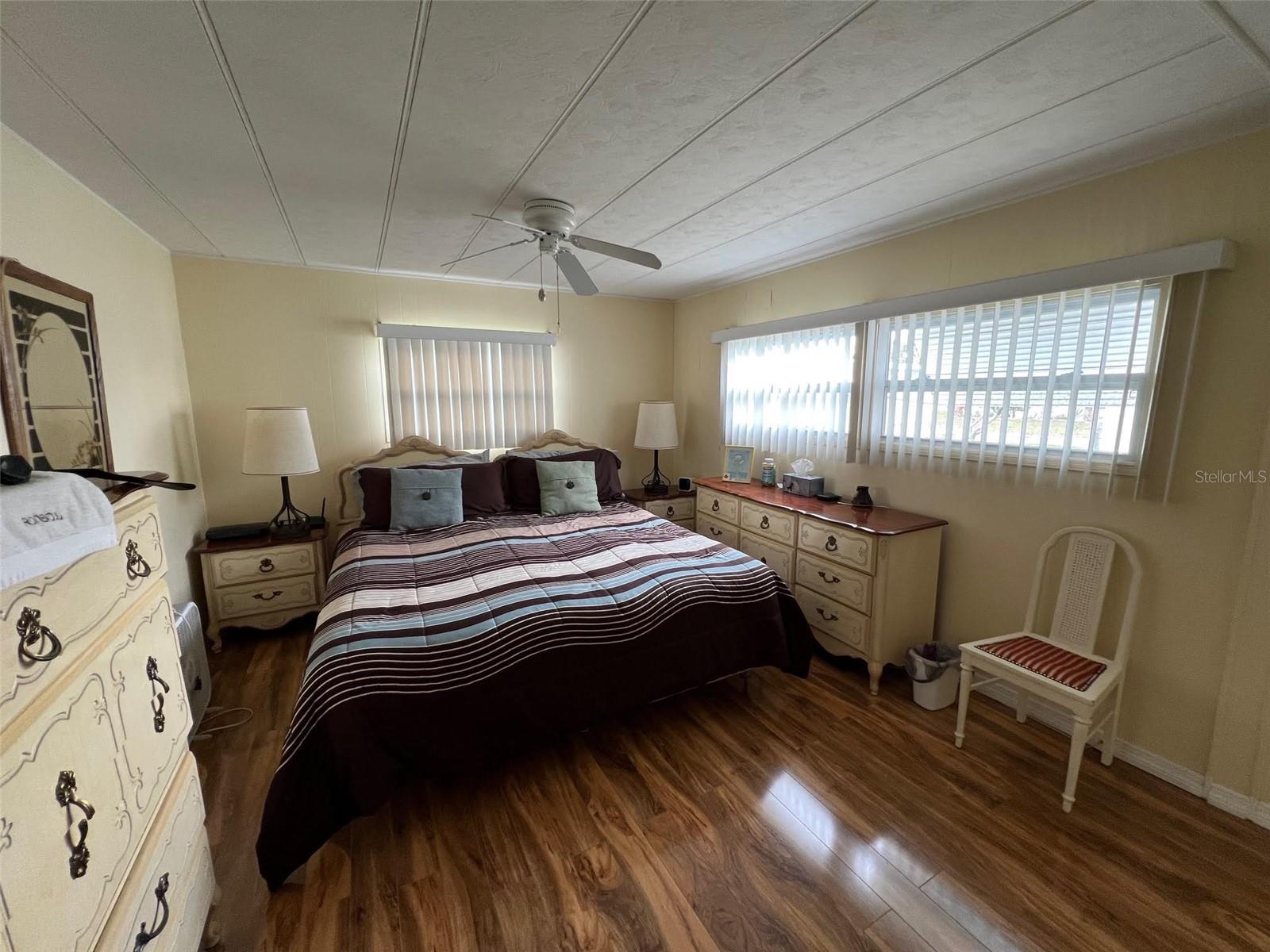 Listing photo id 17 for 6 Thatch Palm Street E