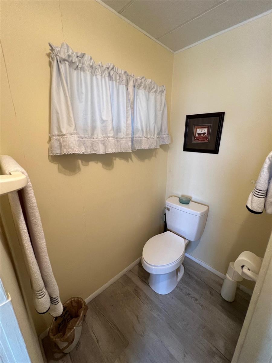 Listing photo id 20 for 6 Thatch Palm Street E