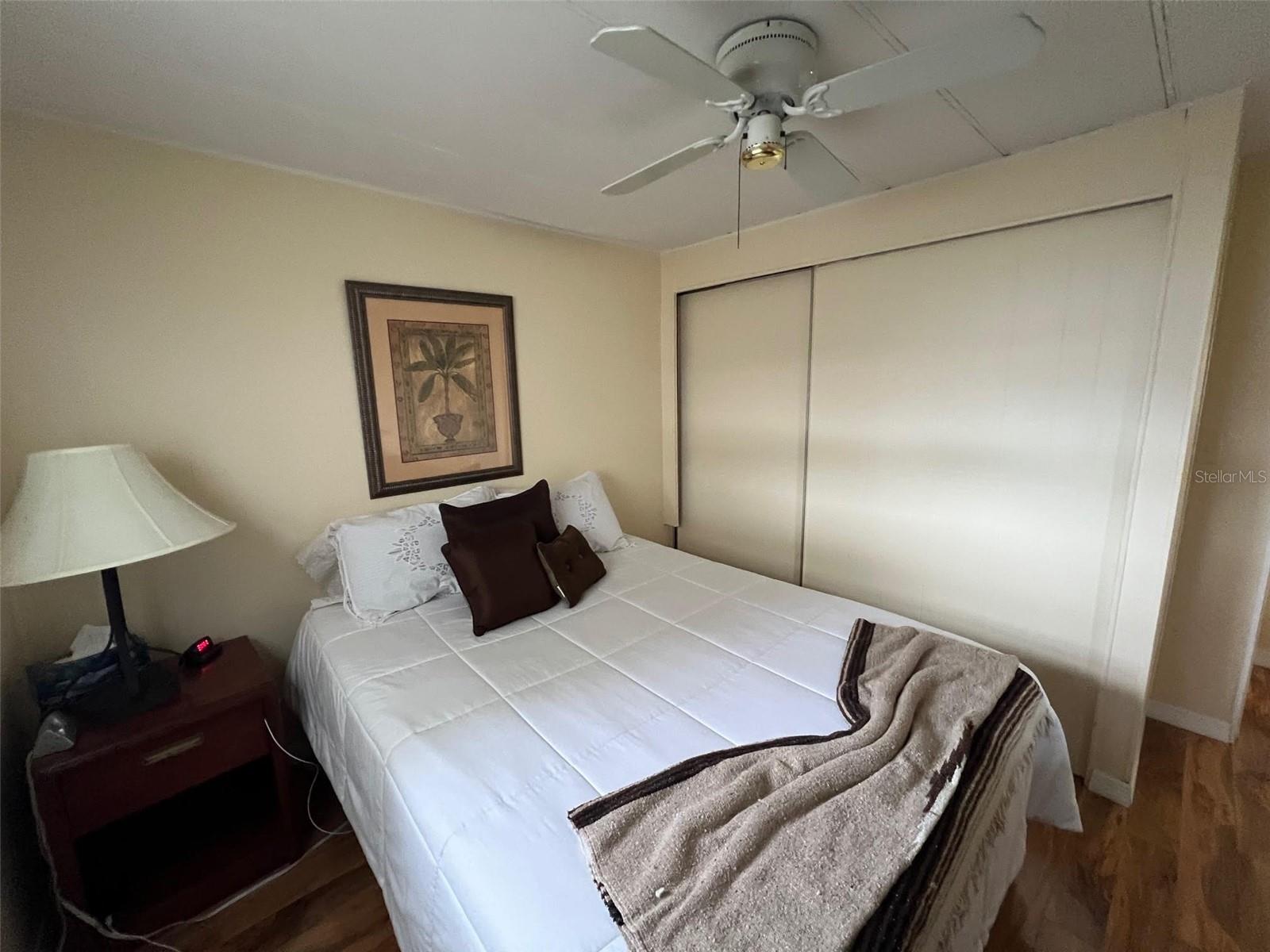 Listing photo id 24 for 6 Thatch Palm Street E