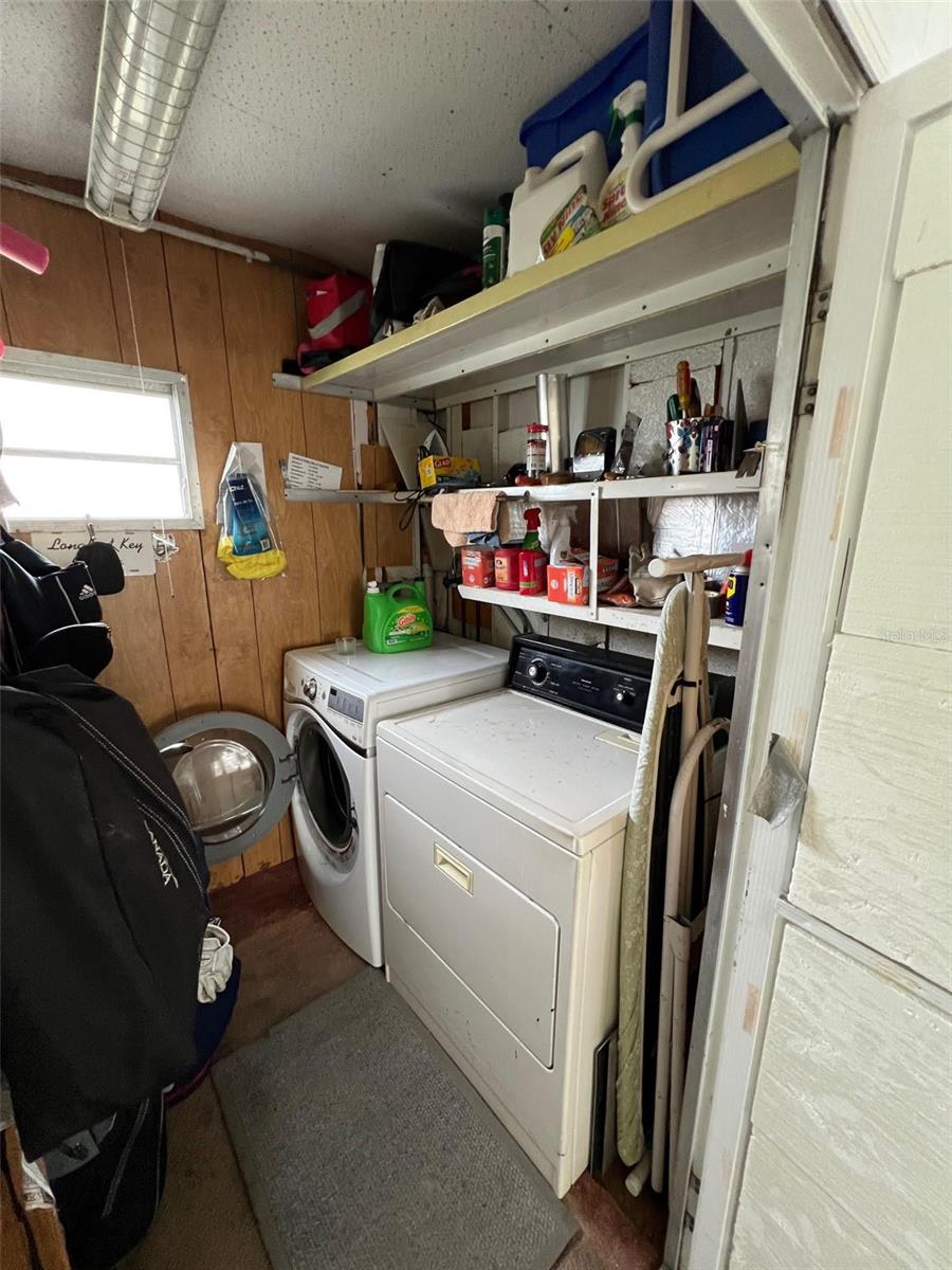 Listing photo id 29 for 6 Thatch Palm Street E