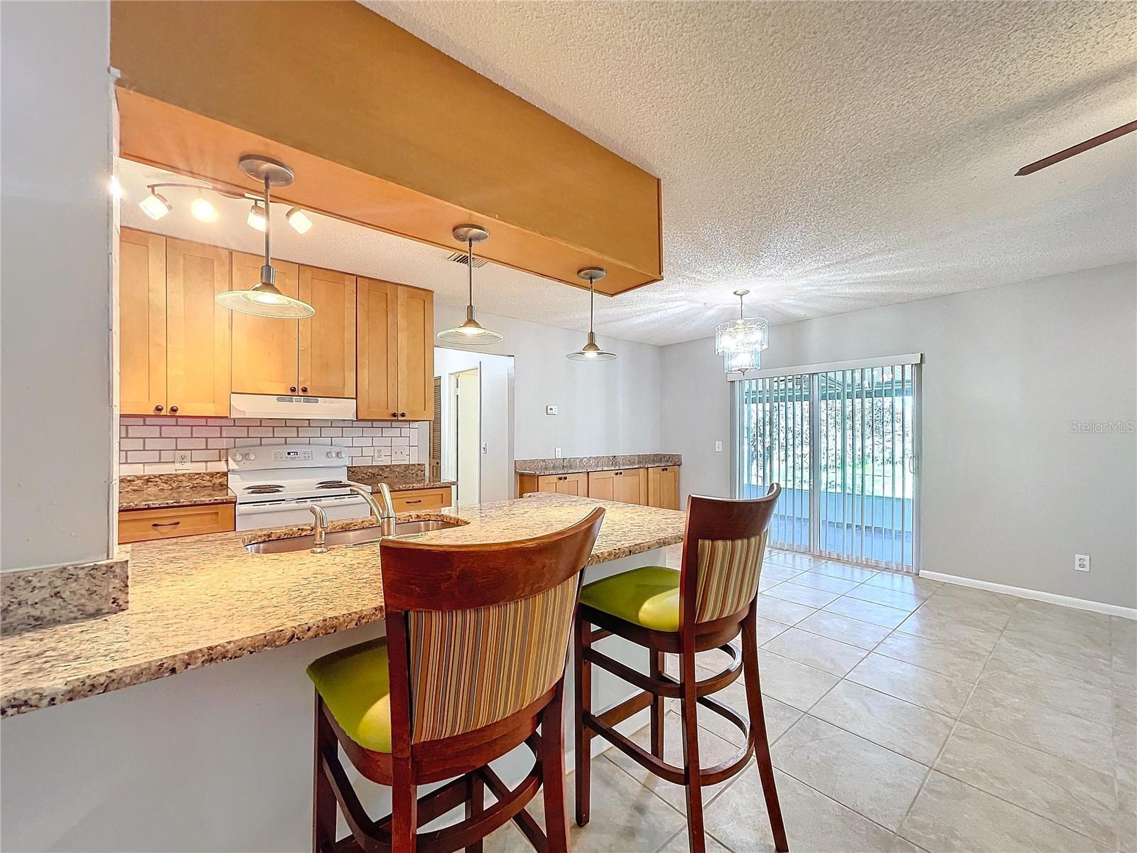 Listing photo id 20 for 808 Smith Bay Drive