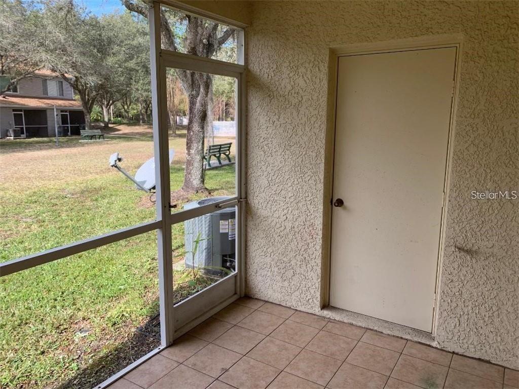 Image 44 of 59 For 8602 Hunters Key Circle