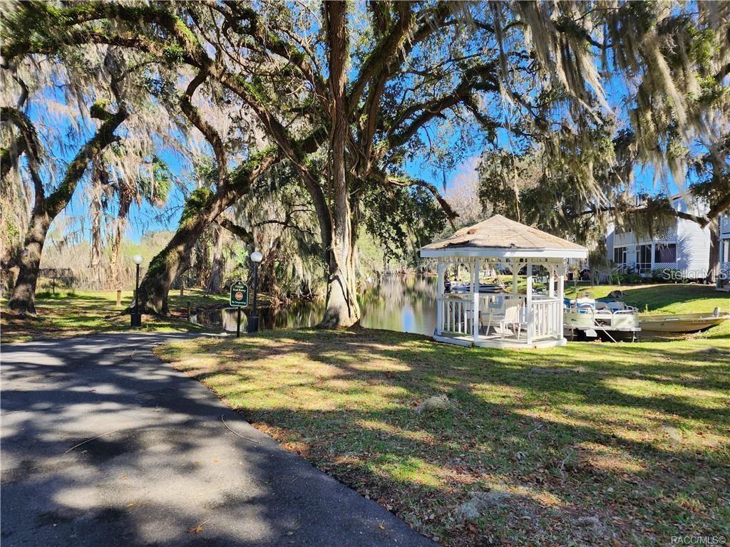 Listing photo id 37 for 1234 Cypress Cove Court 1234