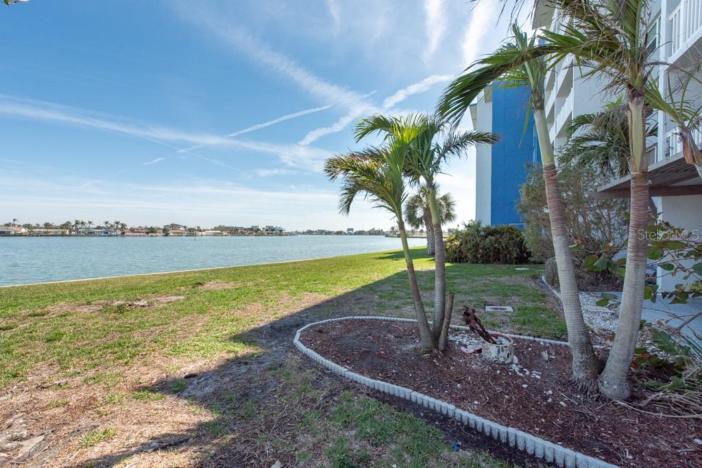 Listing photo id 36 for 500 Treasure Island Causeway 402