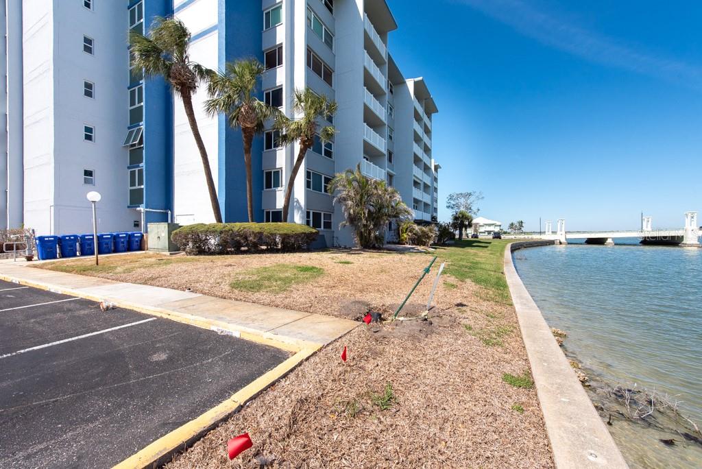 Listing photo id 37 for 500 Treasure Island Causeway 402