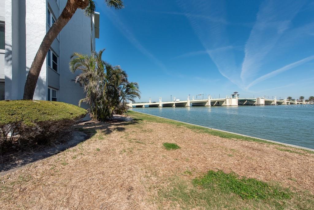 Listing photo id 38 for 500 Treasure Island Causeway 402