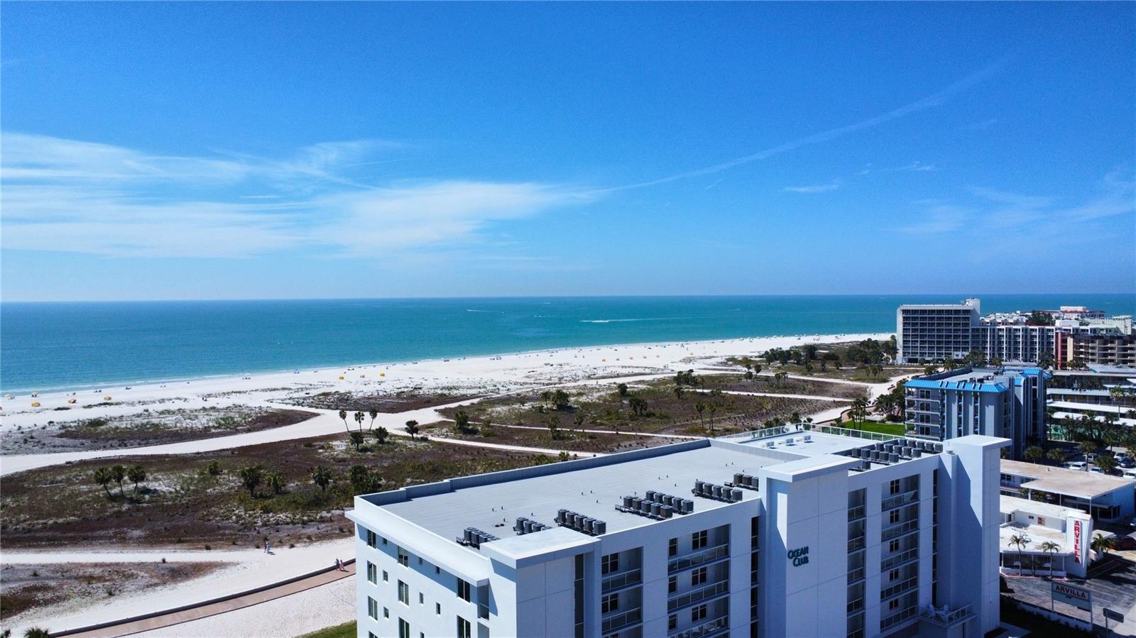 Listing photo id 25 for 11500 Gulf Boulevard 613