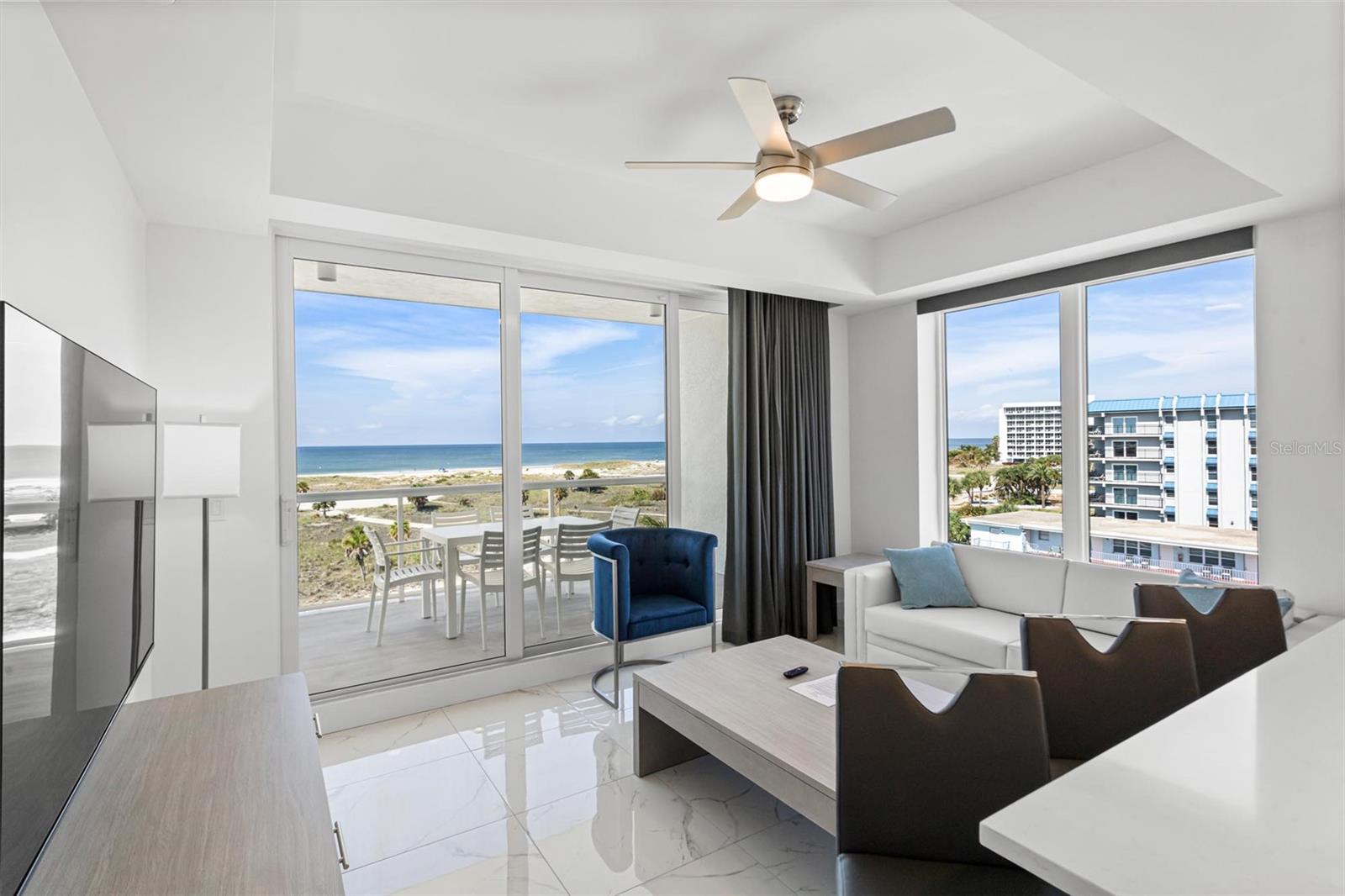 Image 4 of 32 For 11500 Gulf Boulevard 613