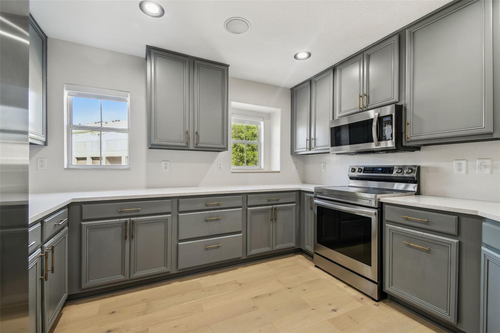 Image 13 of 67 For 520 Wheaton Trent Place