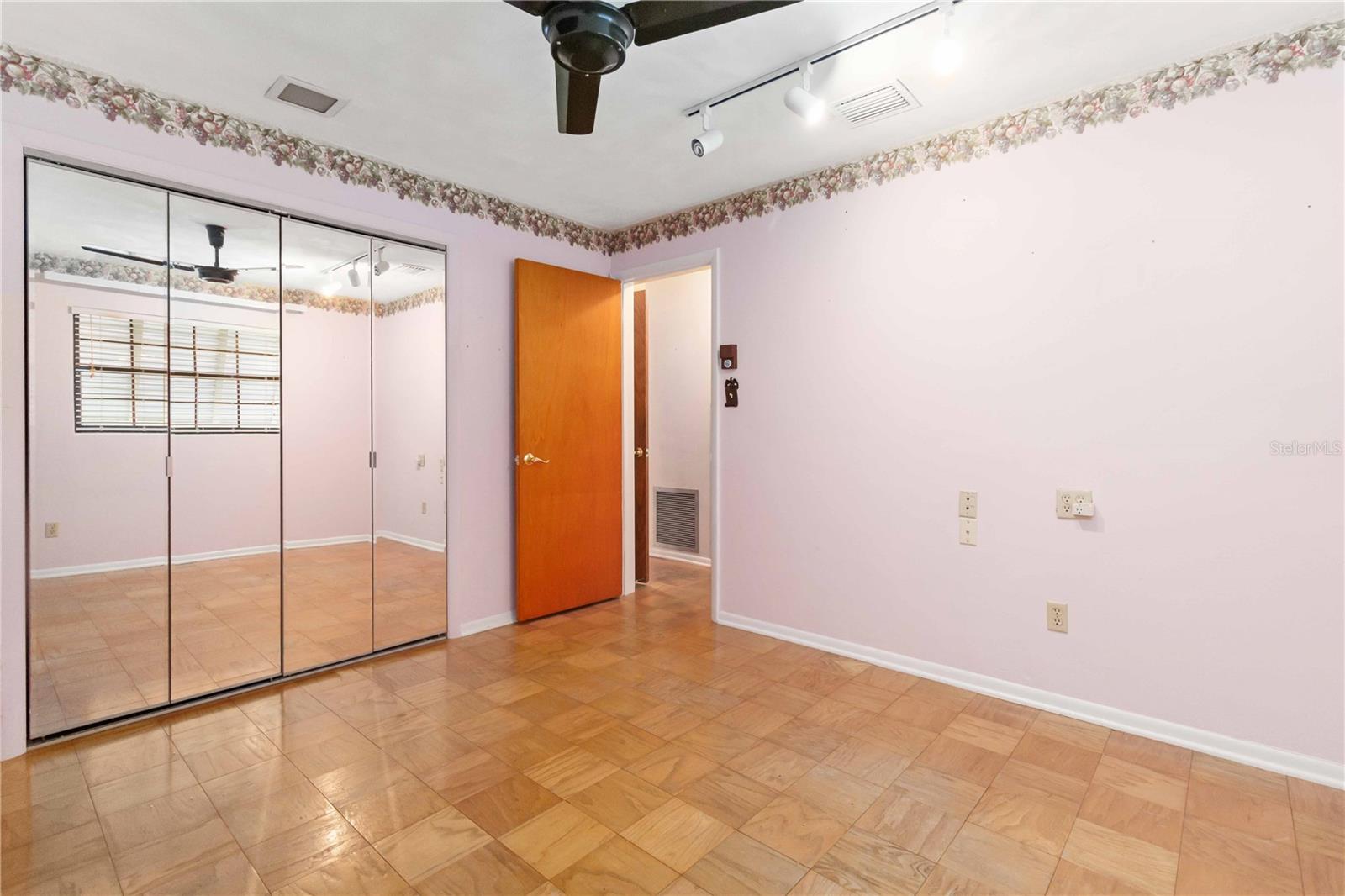 Image 13 of 32 For 3557 Nicklaus Drive