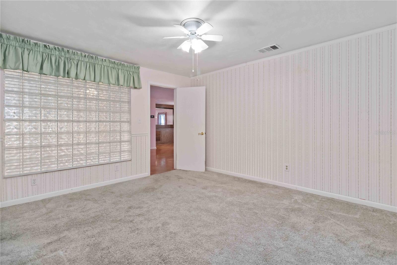 Image 15 of 32 For 3557 Nicklaus Drive
