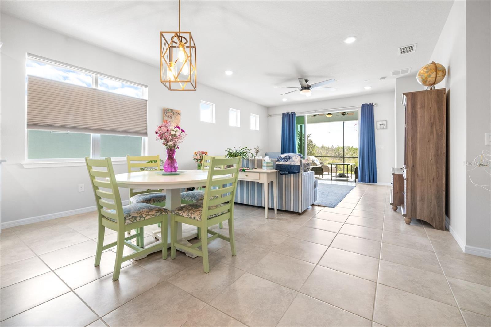 Image 22 of 81 For 8435 Ocean Tides Cove