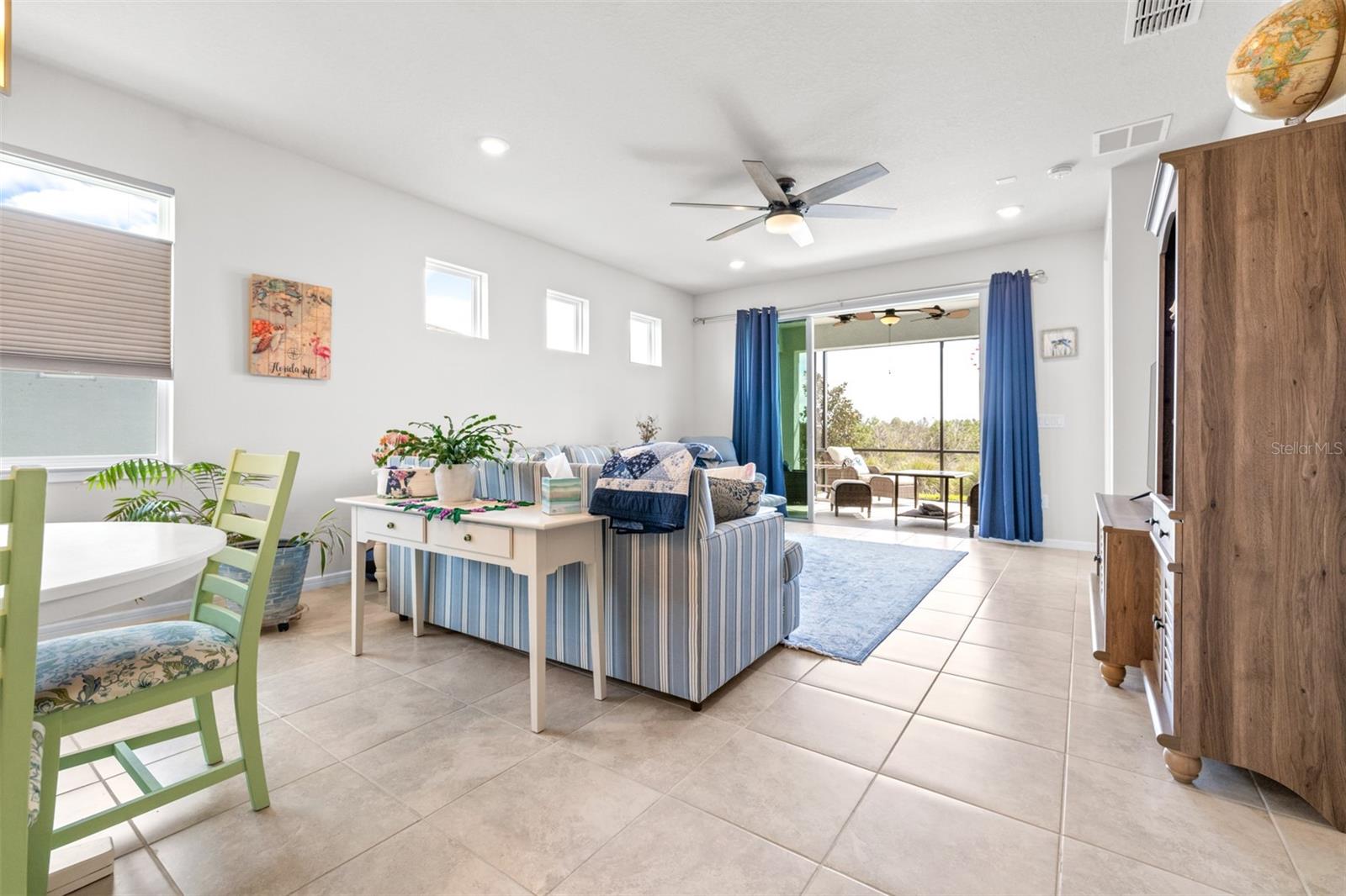 Image 23 of 81 For 8435 Ocean Tides Cove